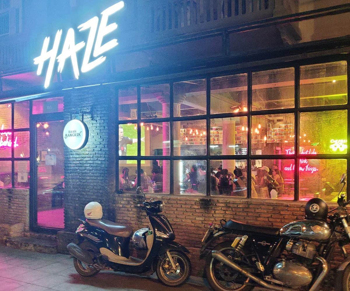 Haze bkk craft beer bar in Bangkok Thailand. Serves locally brewed craft beer in Bangkok's Chinatown.