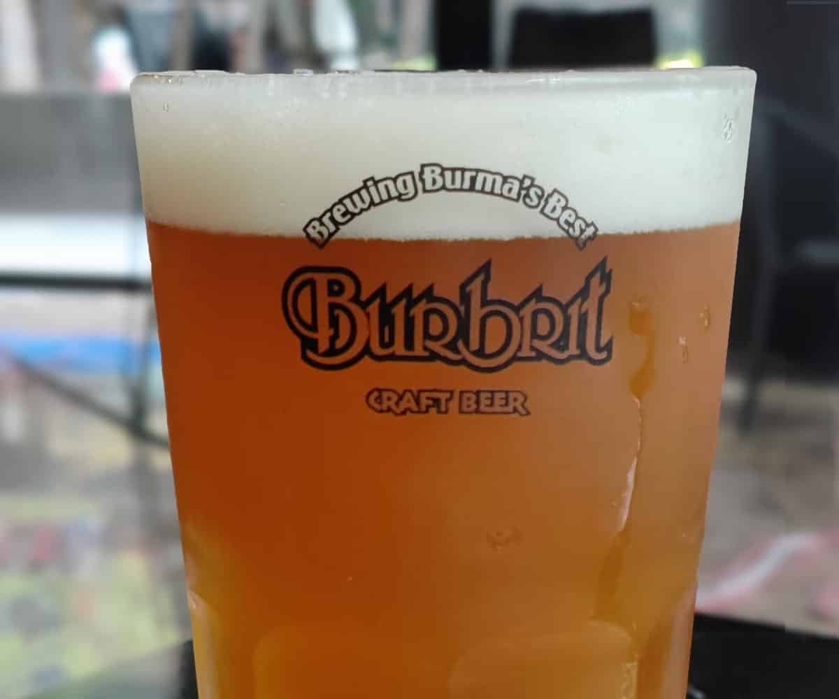 Burbrit Taproom Sukhumvit