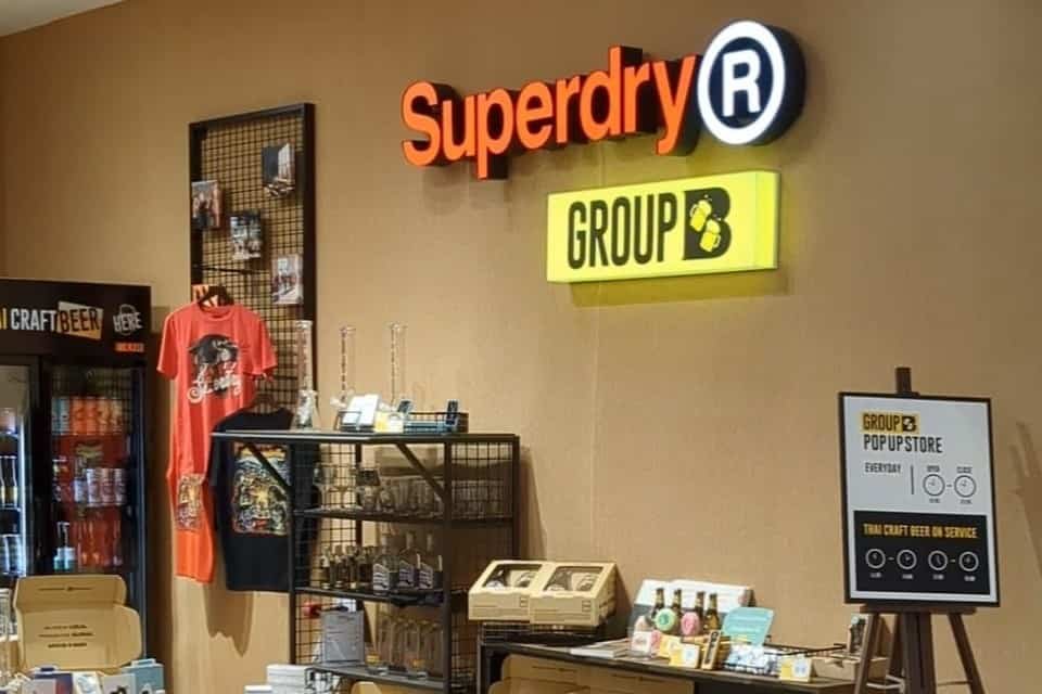 Superdry and group B Thai craft beer pop-up in Siam Discovery Mall