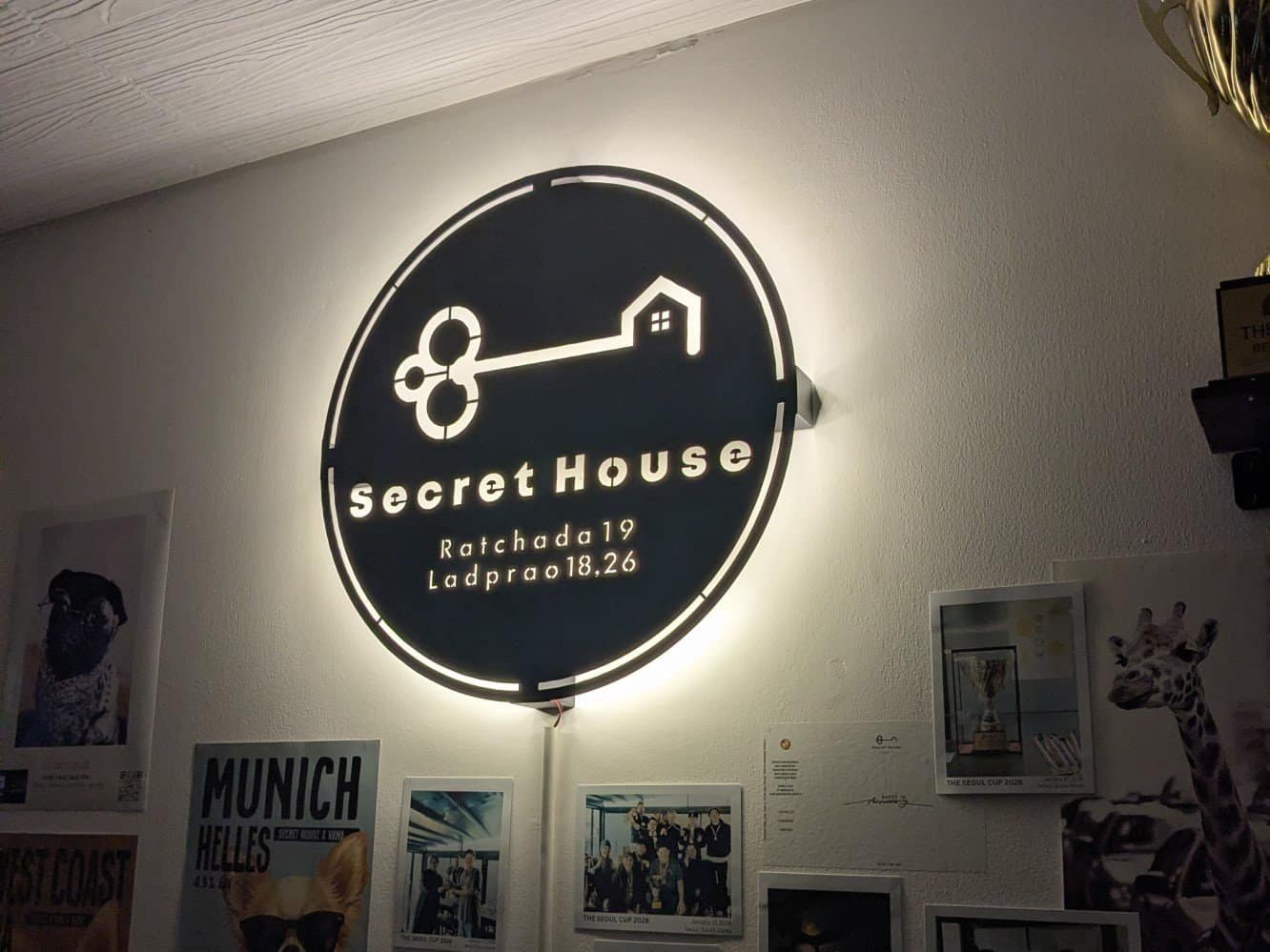Secret House Craft Bar