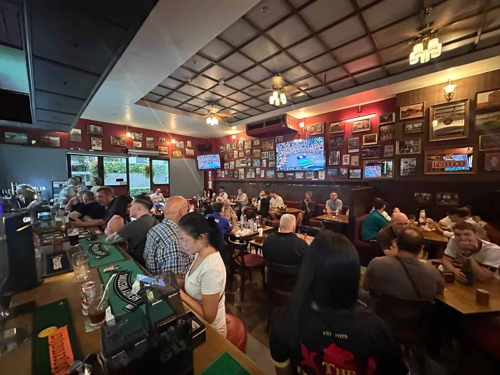 Red Lion English Pub